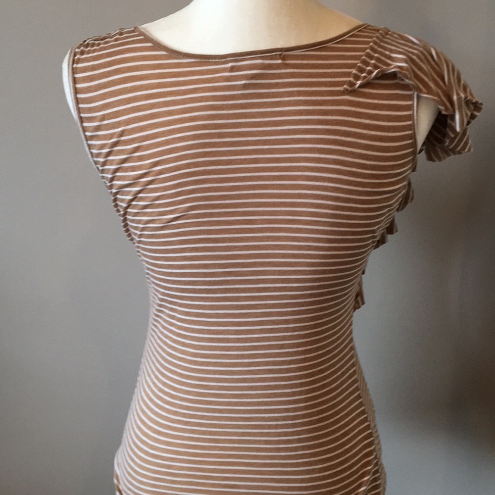 ESLEY Ruffled Tank Top - Picture 4 of 5